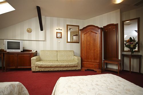 Ostoya Palace 4* Krakow
